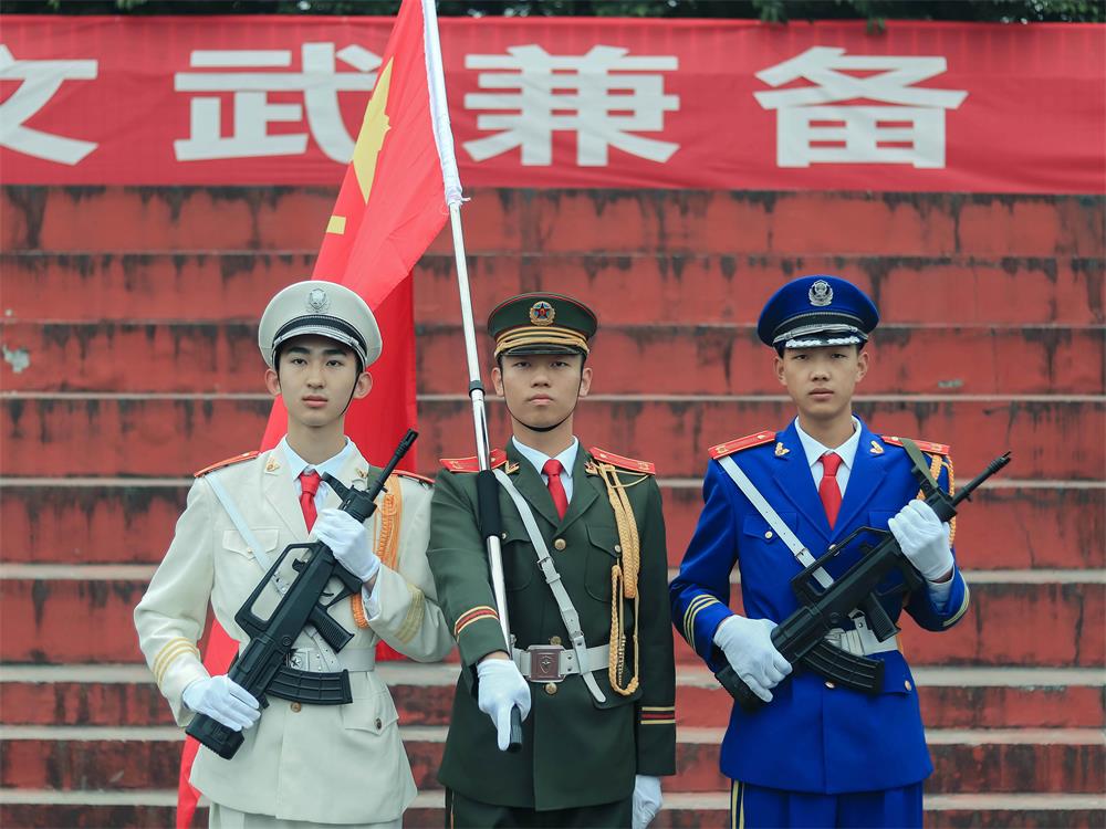 1605012735120527.jpg 仪仗队特写-2.jpg